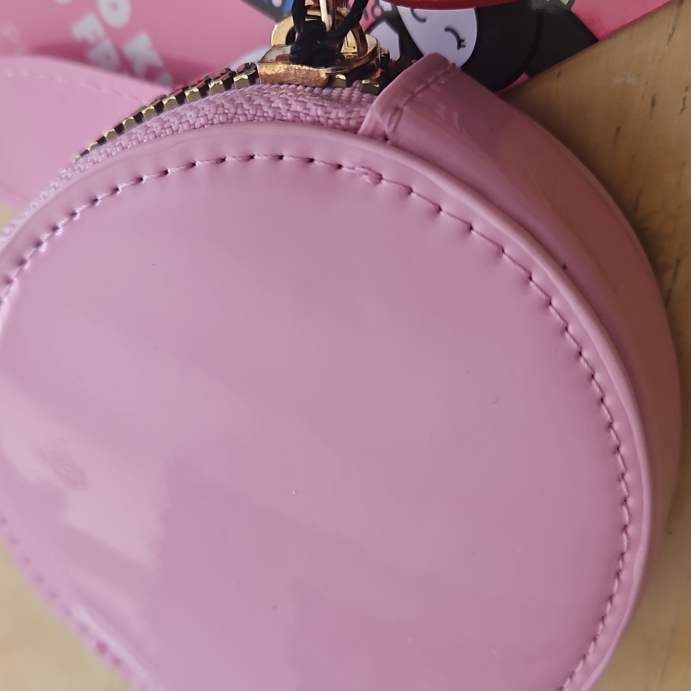 Hello Kitty and Friends Pink Coin Purse - Picture 9 of 12